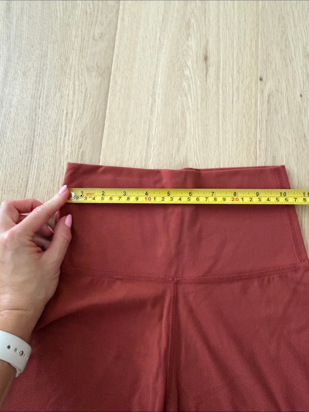Nike High-Waist Rust Bike Shorts - Women's Activewear - Picture 3 of 6